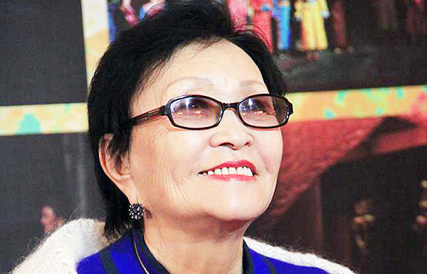 Ц.Ерөө: Дэлхийн дуучин бэлдэх цагаан шунал дуусаагүй